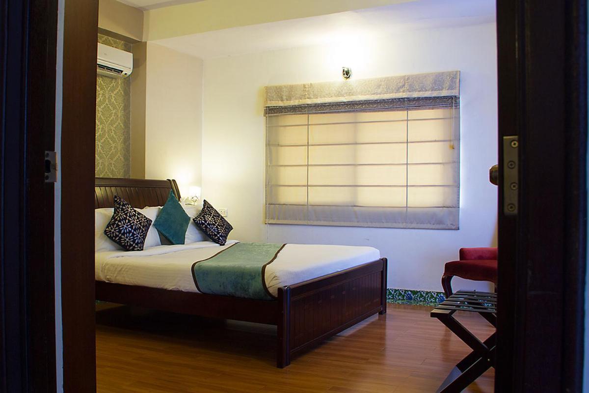Orchid Suites - A Boutique Hotel Bangalore Off Residency Road Extérieur photo
