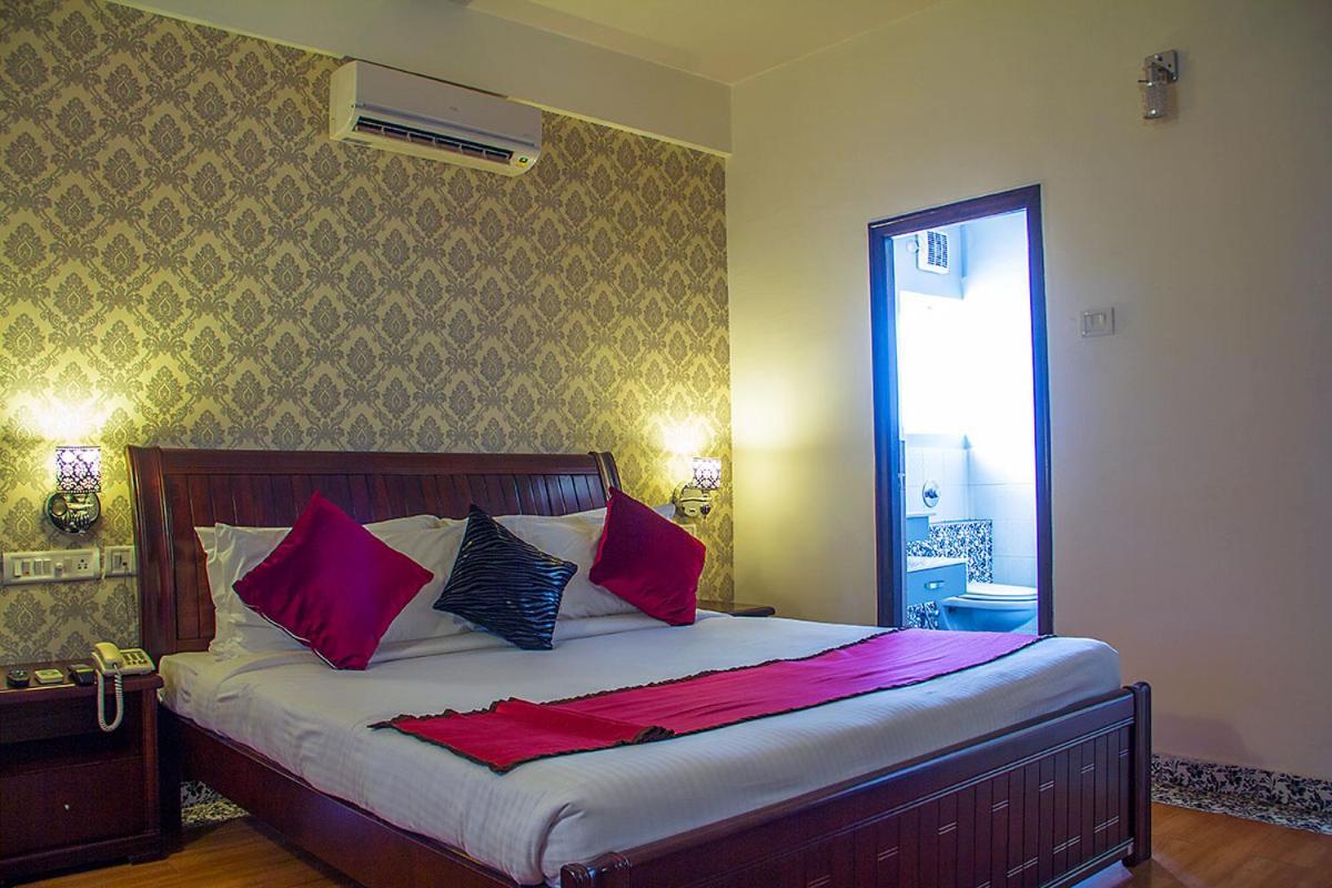 Orchid Suites - A Boutique Hotel Bangalore Off Residency Road Extérieur photo