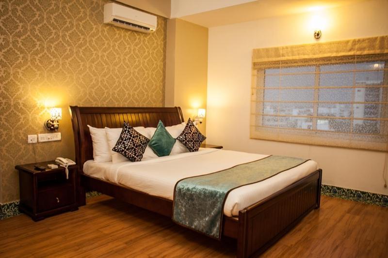 Orchid Suites - A Boutique Hotel Bangalore Off Residency Road Extérieur photo
