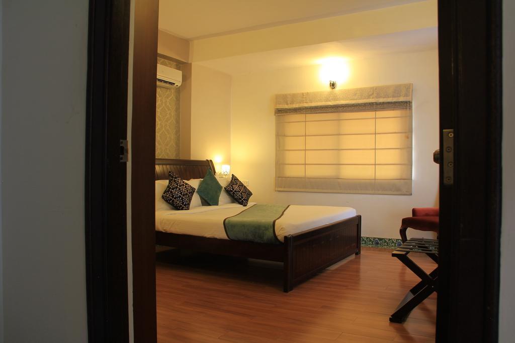 Orchid Suites - A Boutique Hotel Bangalore Off Residency Road Extérieur photo