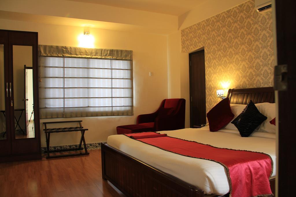 Orchid Suites - A Boutique Hotel Bangalore Off Residency Road Extérieur photo