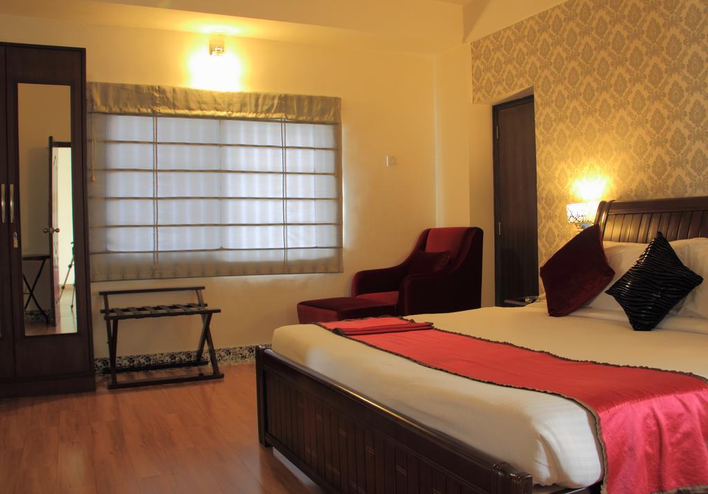 Orchid Suites - A Boutique Hotel Bangalore Off Residency Road Extérieur photo
