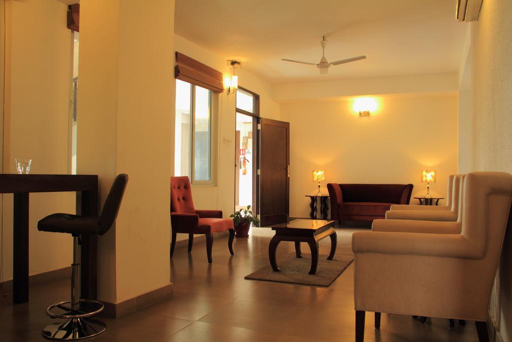 Orchid Suites - A Boutique Hotel Bangalore Off Residency Road Extérieur photo