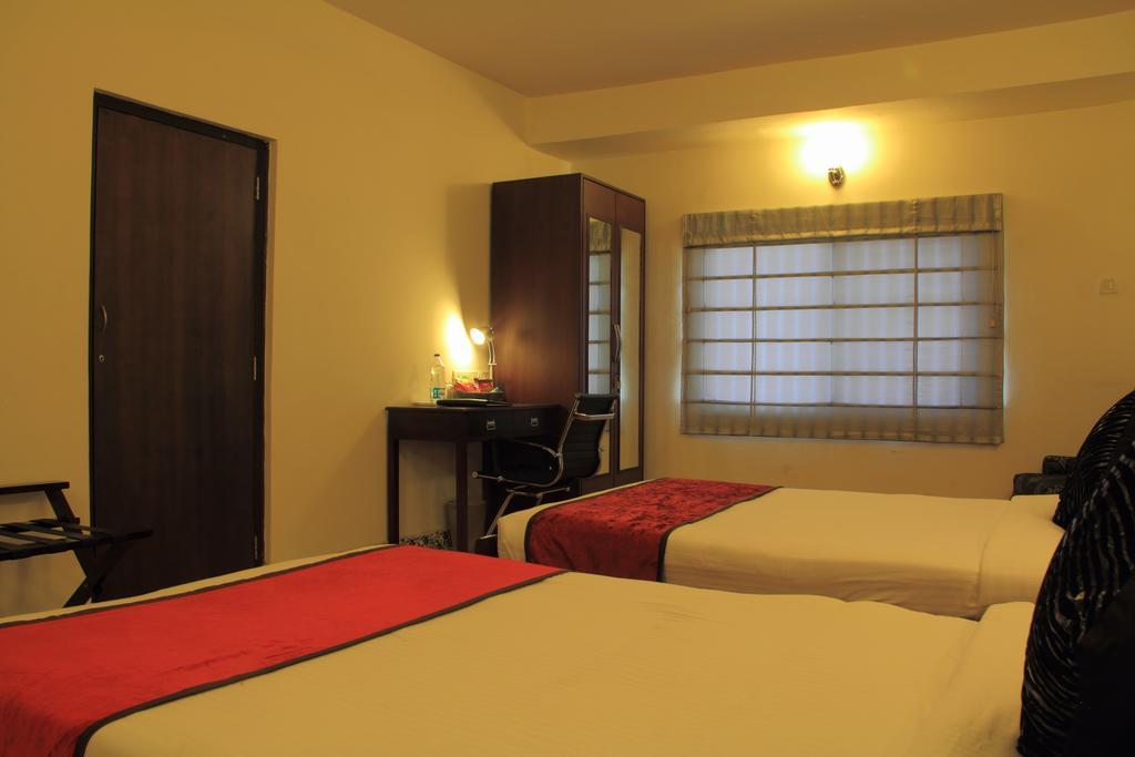 Orchid Suites - A Boutique Hotel Bangalore Off Residency Road Extérieur photo