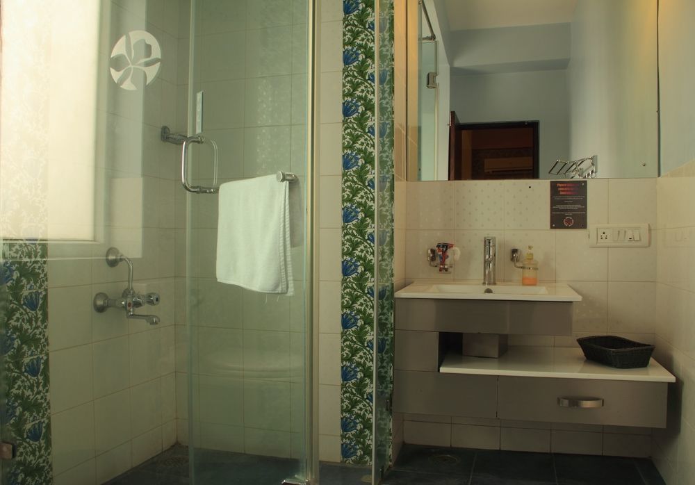 Orchid Suites - A Boutique Hotel Bangalore Off Residency Road Extérieur photo