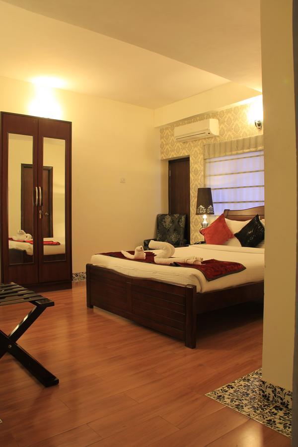 Orchid Suites - A Boutique Hotel Bangalore Off Residency Road Extérieur photo